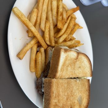 Eggs Up Grill - Patty Melt Special - Breakfast & Brunch Near Me - Orlando, Florida Eggs Up Grill - Patty Melt Special - Breakfast & Brunch Near Me - Orlando, Florida