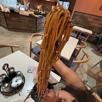 Tasty Noodle House - Beef 61. Shanghai Style Chow Mein (Thick Noodle) - Asian Fusion Near Me - Carlsbad, California