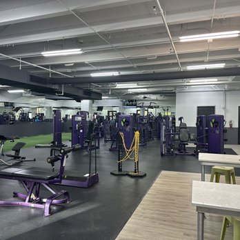 YouFit Gyms - First floor of gym - Trainers Near Me - Coconut Grove, Florida