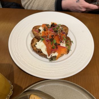 Bar Filo - Lox toast with burrata cream cheese - Italian Near Me - Toronto, Ontario Bar Filo - Lox toast with burrata cream cheese - Italian Near Me - Toronto, Ontario