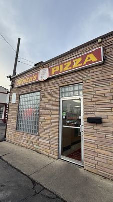 Terita's Pizza by null