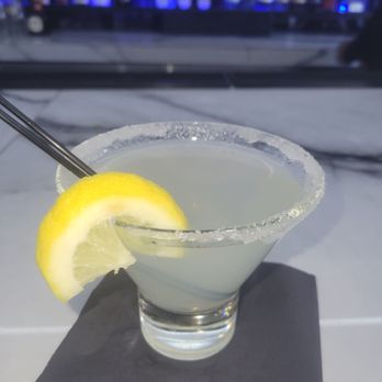 Fin & Feathers - Bars Near Me - Atlanta, Georgia Fin & Feathers - Bars Near Me - Atlanta, Georgia
