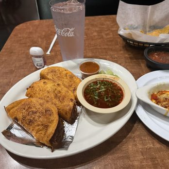 Dos Sisters - Quesa Birria tacos, - Mexican Near Me - Mt. Juliet, Tennessee