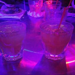 Select Lounge - Grand Marnier & Pineapple juice