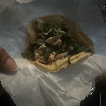 Taqueria Traspasada - Chicken tacos - Mexican Near Me - Chicago, Illinois Taqueria Traspasada - Chicken tacos - Mexican Near Me - Chicago, Illinois