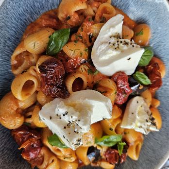 Fig & Olive - Great noodles with wonderful sauce and burratta cheese - French Near Me - Houston, Texas Fig & Olive - Great noodles with wonderful sauce and burratta cheese - French Near Me - Houston, Texas