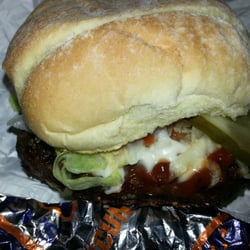 Harvey's - Canadian Angus Burger