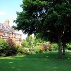 Ewell Court Park