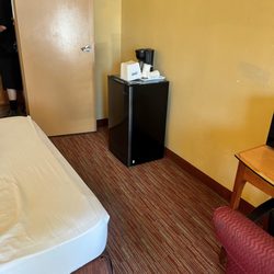 Americas Best Value Inn Lakewood Tacoma S