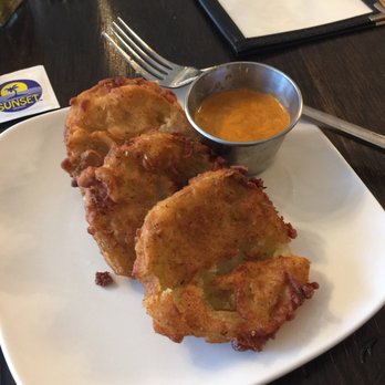 Hot Head Fried Chicken - Fried Green Tomatoes - Chicken Shop Near Me - Milwaukee, Wisconsin Hot Head Fried Chicken - Fried Green Tomatoes - Chicken Shop Near Me - Milwaukee, Wisconsin