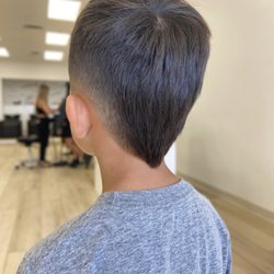 DMI Hawaii Hairstylist