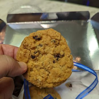 Tiff's Treats - Tasty warm Cookies Pick up or delivery - Desserts Near Me - Allen, Texas Tiff's Treats - Tasty warm Cookies Pick up or delivery - Desserts Near Me - Allen, Texas