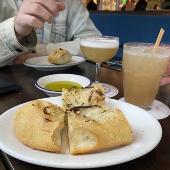 Bar Mezzana - Fresh, warm focaccia - Italian Near Me - Boston, Massachusetts Bar Mezzana - Fresh, warm focaccia - Italian Near Me - Boston, Massachusetts