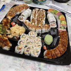 Mariano's - Large sushi platter