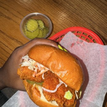 Holdaak Fried Chicken - Chicken Shop Near Me - Los Angeles, California