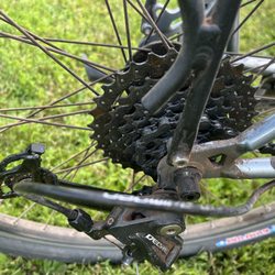 Confederation Trail Bike Rentals - Broken chain. Poor bike care.