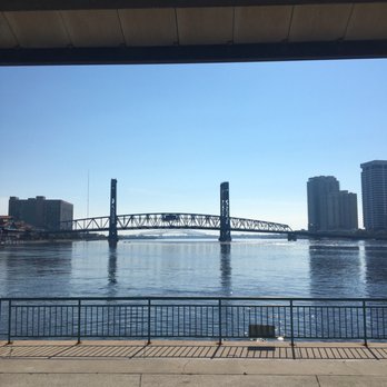Northbank Riverwalk - Parks Near Me - Jacksonville, Florida