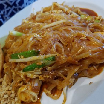 Chaba Thai Kitchen - Pad thai - Thai Near Me - San Diego, California