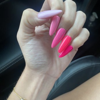 Aurora Nails Bar - Nail Salons Near Me - Miami, Florida