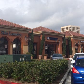 Macy's - Department Stores Near Me - Newport Beach, California