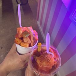 La Unica Michoacana Smoothies - Mangonada de nieve and fruit cup