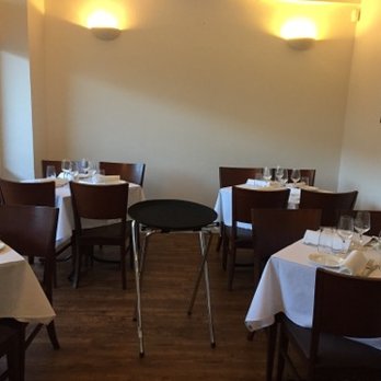 Malina's Restaurant - Modern Australian Near Me - Cremorne, NSW