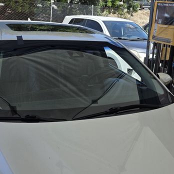 Auto Glass LA - Same - Auto Glass Services Near Me - Tarzana, California
