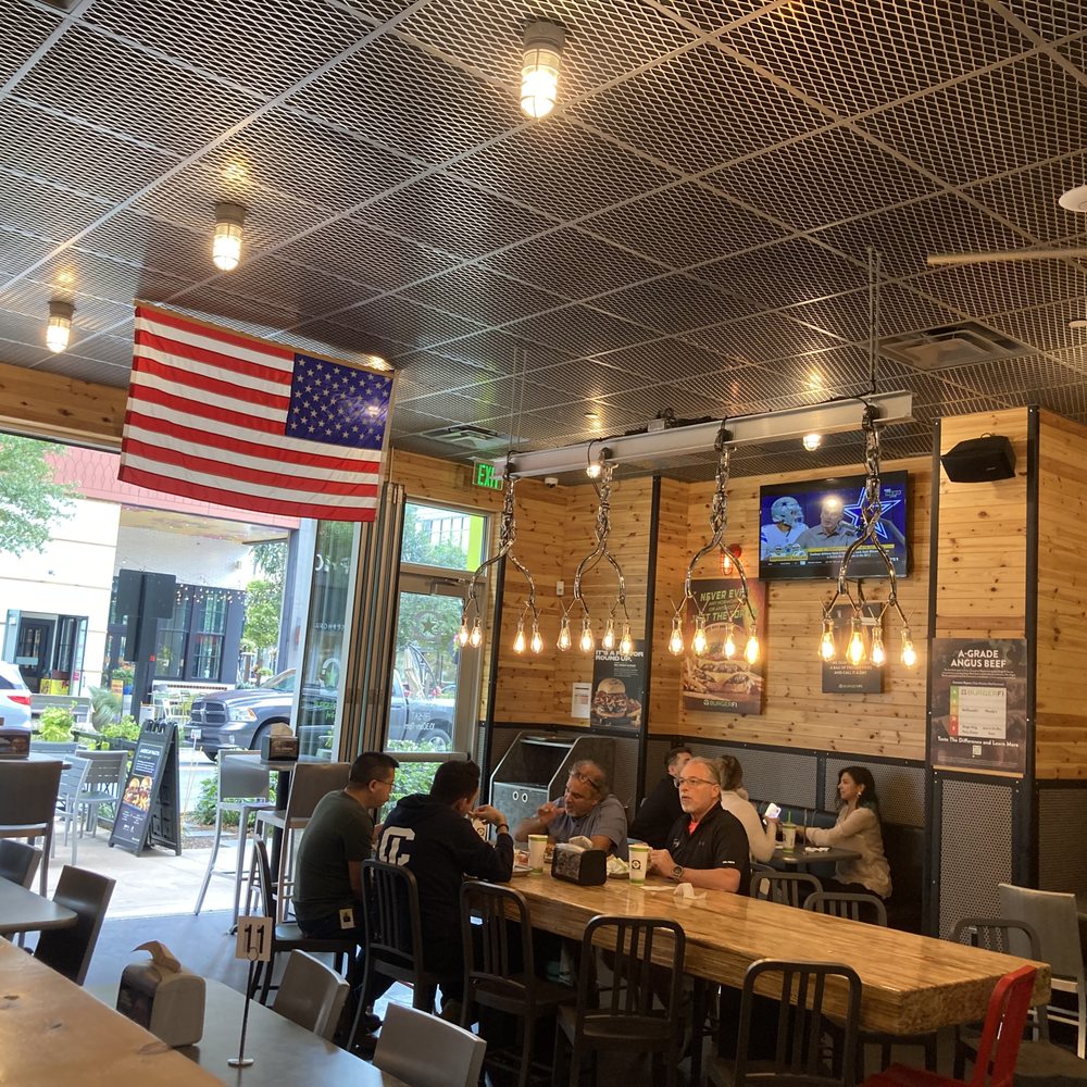 BurgerFi - Good size, Spacious dining room - Burgers Near Me - North Bethesda, Maryland