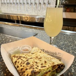 A Toda Madre - Carne asada quesadilla (NDBC seltzer)