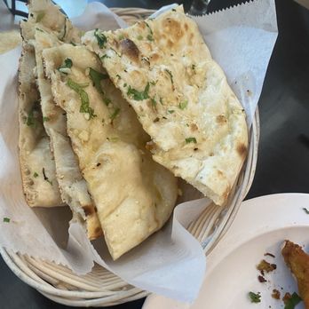Lemon Indian Cuisine - Garlic naan - Indian Near Me - Greensboro, North Carolina Lemon Indian Cuisine - Garlic naan - Indian Near Me - Greensboro, North Carolina