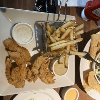 Yard House - Hand-Battered Chicken Tenders - New American Near Me - Atlanta, Georgia Yard House - Hand-Battered Chicken Tenders - New American Near Me - Atlanta, Georgia