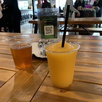 Hippin Hops Brewpub & Oyster Bar - beer and mango slushie - Seafood Near Me - Atlanta, Georgia