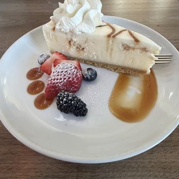 Lume Kitchen and Lounge - Bananas Foster Cheesecake - Lounges Near Me - Etobicoke, Ontario Lume Kitchen and Lounge - Bananas Foster Cheesecake - Lounges Near Me - Etobicoke, Ontario