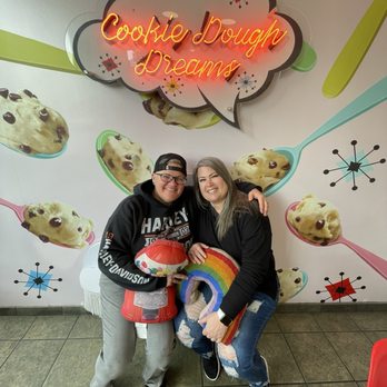 Cookie Dough Dreams - Desserts Near Me - Burbank, California Cookie Dough Dreams - Desserts Near Me - Burbank, California