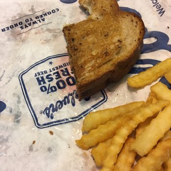Culver's - Burgers Near Me - Mankato, Minnesota