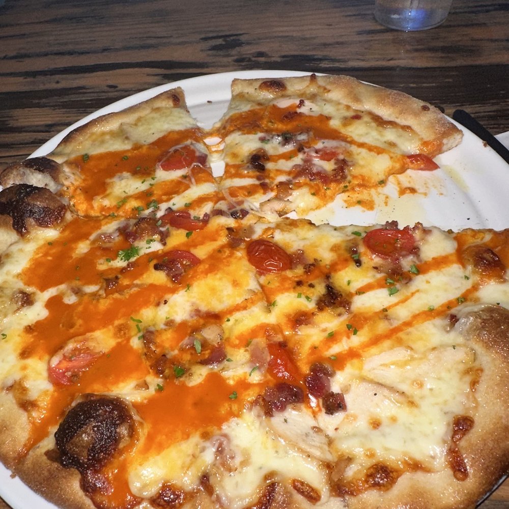 1803 Pizza Kitchen - Pizza Near Me - Orlando, Florida