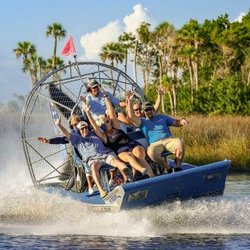 River Safari - The best airboat tour!!!