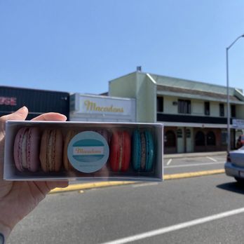 Macadons - Half Dozen Assorted Box Macarons - Macarons Near Me - Renton, Washington Macadons - Half Dozen Assorted Box Macarons - Macarons Near Me - Renton, Washington