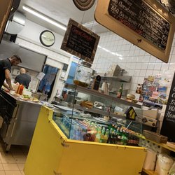 der freiBurger - Kitchen-, Order-, Prep-, Pay- Area