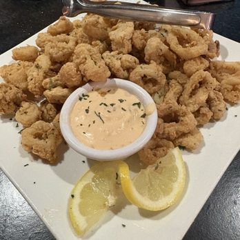 Stir Cocktails & Kitchen - Cocktail Bars Near Me - Bakersfield, California