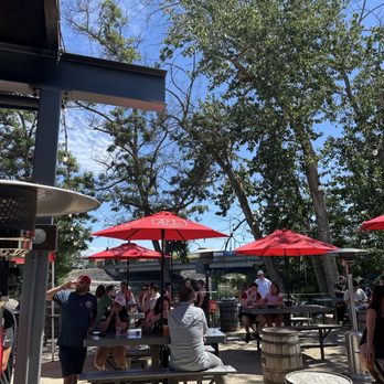 No-Li Brewhouse - Pubs Near Me - Spokane, Washington