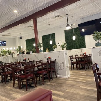 V Pho - Great space to dine - Vietnamese Near Me - DeFuniak Springs, Florida