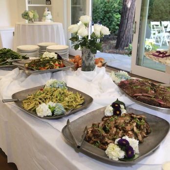 Dee's Organic Catering - Caterers Near Me - Larkspur, California