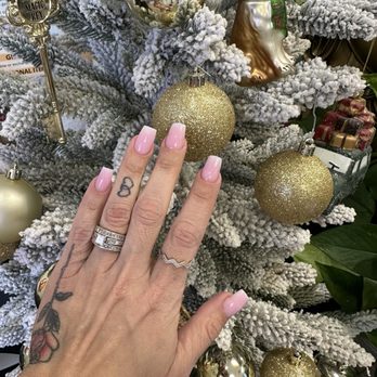 JB Nails & Spa - Ombre - Nail Salons Near Me - Elk Grove, California