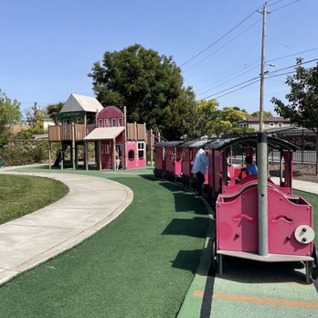 Children's Wonderland Park - Playgrounds Near Me - Vallejo, California