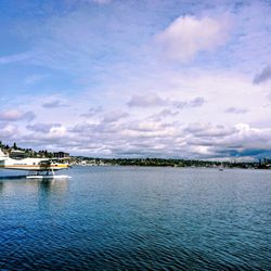 Lake Union Piers - Seaplane on Lake Union.