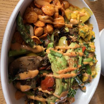 CharroVida - Earth bowl - Mediterranean Near Me - Tucson, Arizona CharroVida - Earth bowl - Mediterranean Near Me - Tucson, Arizona