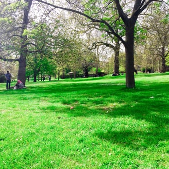 Hyde Park - More pretty green things #inthesun - Parks Near Me
