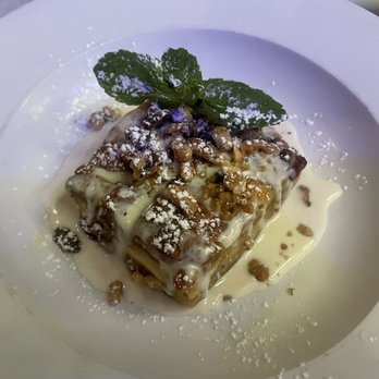 D4 Irish Pub & Cafe - Bread Pudding - Irish Pub Near Me - Chicago, Illinois