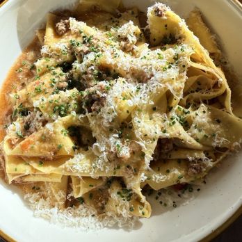 Good Neighbor - Bolognese - American Near Me - Sacramento, California